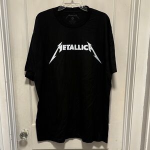 Metallica Black Short Sleeve Official Band T-Shirt 2XL New Without Tag